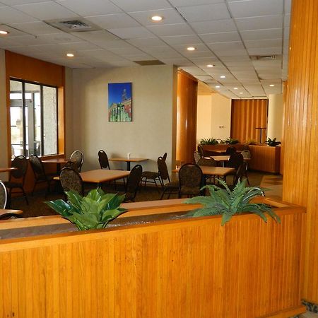 Howard Johnson Plaza Kansas City Hotel & Conference Center Esterno foto